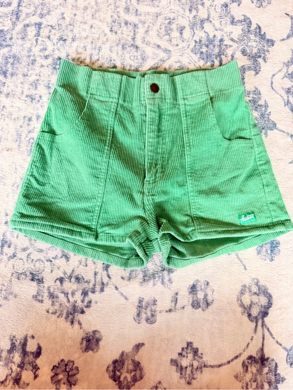 High-Waist Green Corduroy Shorts by Hembry